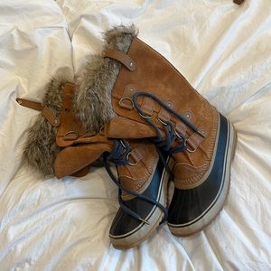 Sorel boots - waterproof